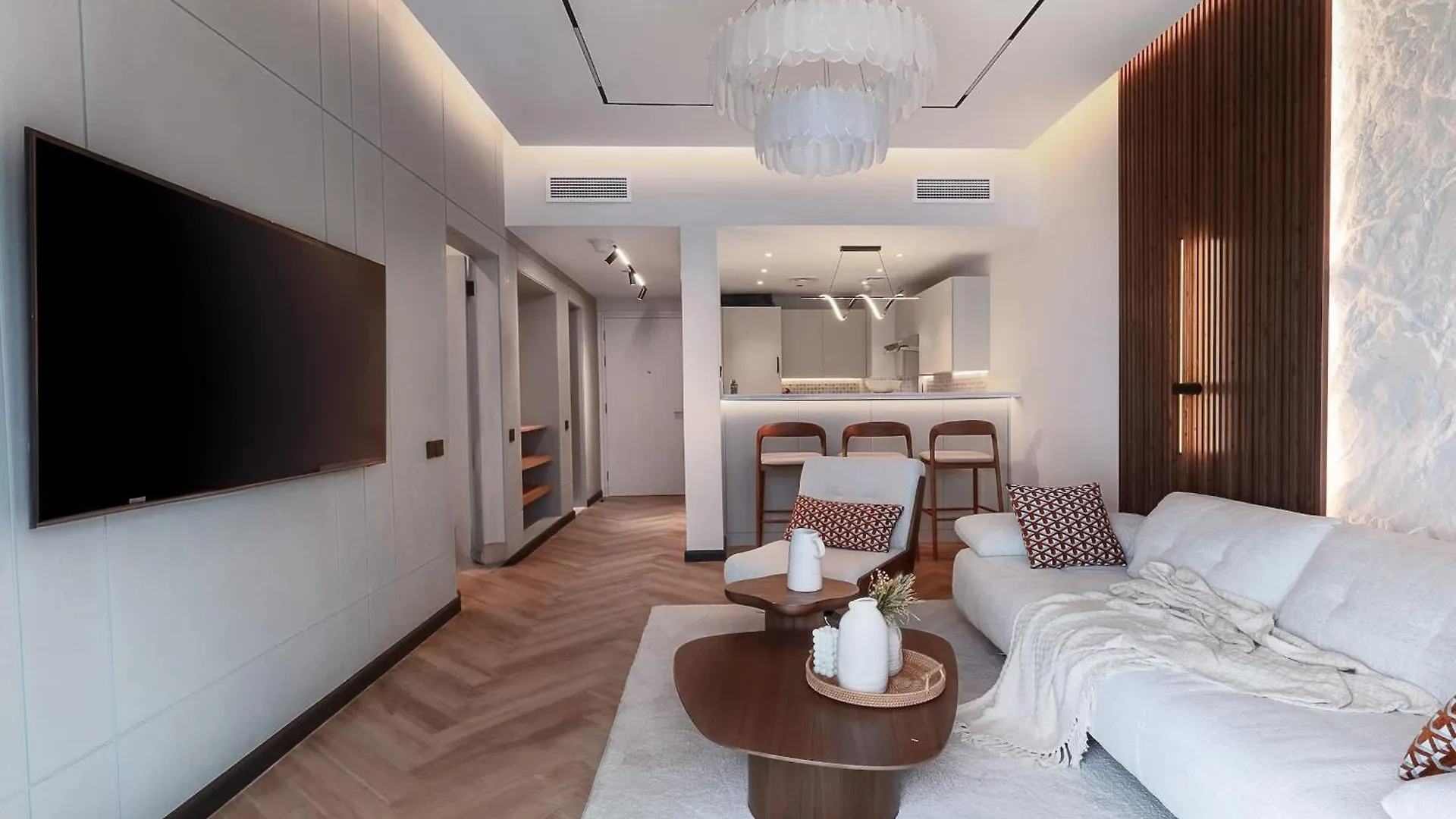 דובאי Bnbnova - Seven Palm 1Br - Rooftop Pool & Private Beach דירה